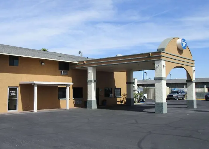 Hotel Mho Eloy Near I-10 Eloy