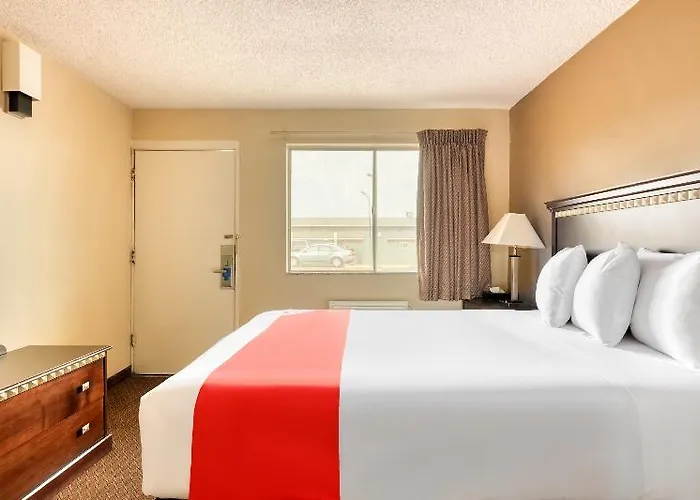 Mho Eloy Near I-10 Hotel 2*